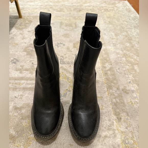 TORY BURCH ANKLE BOOT - Picture 3 of 7